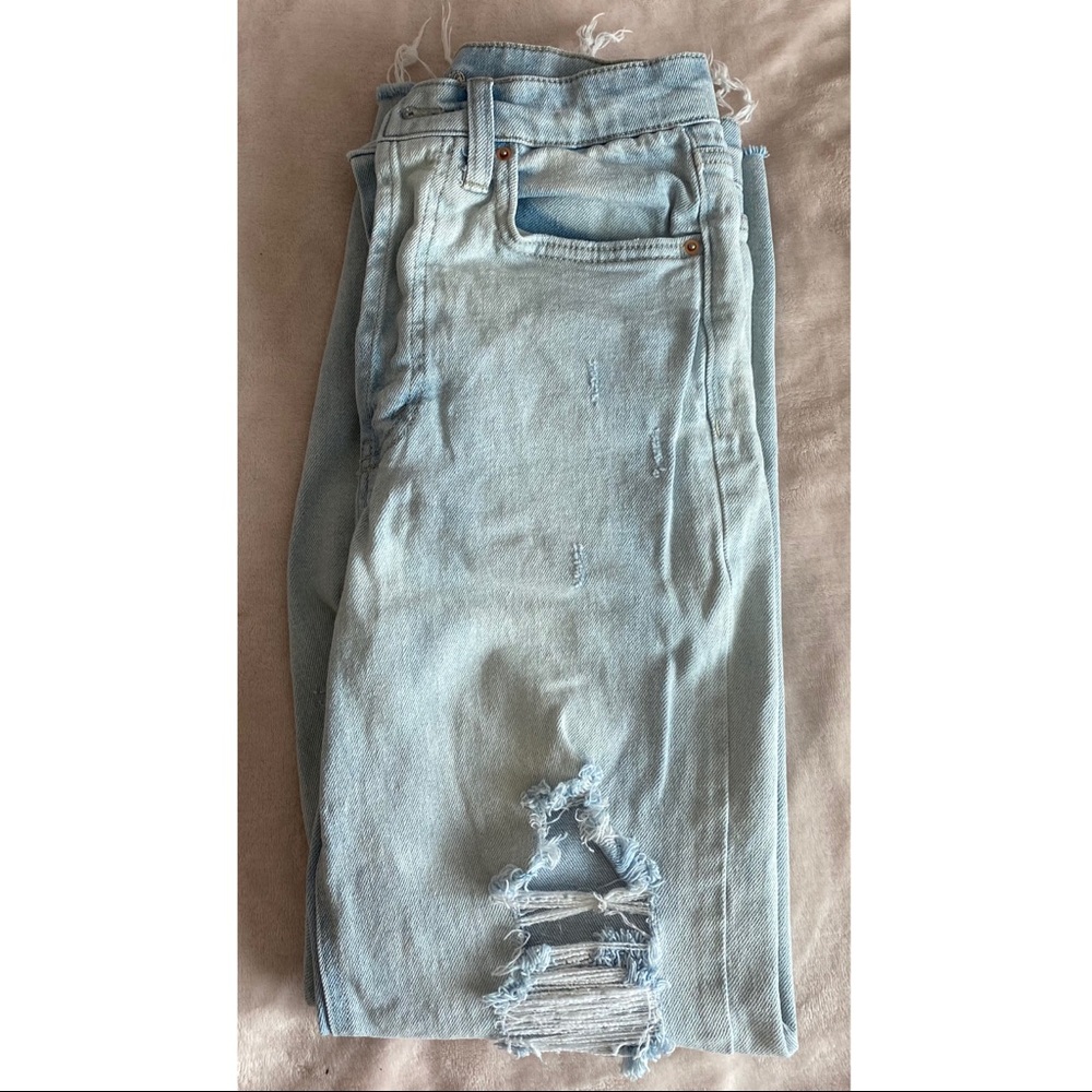 Size 2 High Waisted Ripped Straight Leg Jeans